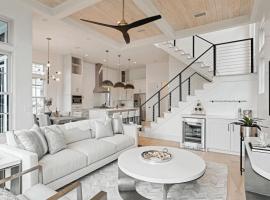 Katydid Beach Bungalow by AvantStay Gulf Views New Construction in Seagrove, hotel i Santa Rosa Beach