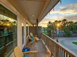 Pool Walk to Old Town Eateries Nightlife Shopping Rock N Reelby AvantStay, pet-friendly hotel in Port Aransas