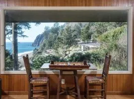 Ocean Views Outdoor Living 5min Walk to Beach The Purcell House by AvantStay