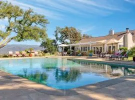 Sonoma Sunshine by AvantStay Countryside Views