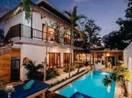 28 Degrees Lembongan