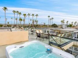 Velvet Sand I by AvantStay Steps to Newport Beach Private Rooftop w Outdoor Kitchen Hot Tub