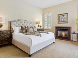 Setting the Standard by AvantStay Luxury Villa، فندق في لا كينتا