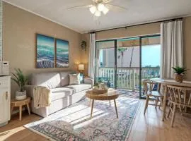 Private Balcony w Ocean View Pool Hot Tub Access Ocean Echo by AvantStay