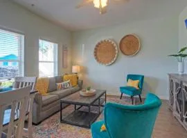 Chic 2BR Coastal Condo Shared Pool Near the Beach Costa Bahia 103