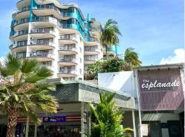 Cairns Esplanade Lagoon Apartment