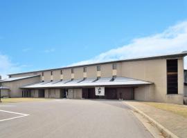 Hotel Yubana, hotel com piscinas em Hakui