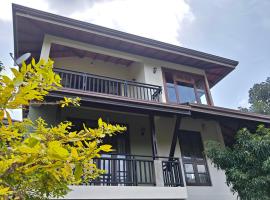 Kandy Villa, hotel en Kandy