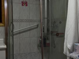 Ruperta Home, hotel en Achao