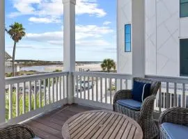 Grayt Digs by AvantStay Next to Beach Oceanview