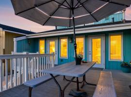 Steps to Beach w PatioDeck Foosball Happy Bottom Beach House by AvantStay, hotel en Oceano