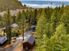 Rustic Arch Cape Getaway w Vibrant Interior Walk to the Beach Cape Wonder