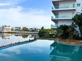 Marina Mazatlán Getaway, Terraza & Comodidad