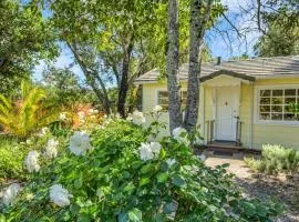 Grapevine Cottage by AvantStay Hobby Vineyard Firepit