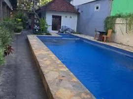 Jimmy's Hideaway at Mulia Cottages