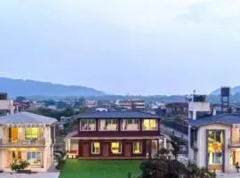 Zenzi Stays 11 BHK With 2 Pools