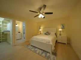 E&A SouthWest Miami - Breeze Studio B