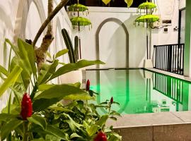 South Island Bali -Near Uluwatu, hotel i Jimbaran