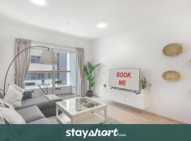 StayShort - Spacious 1-Bedroom at Elite Tower in Dubai Marina, Near to to Beach, cottage in Dubai