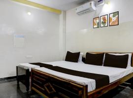 HOTEL O YOGESHWAR GUEST HOUSE, hotel in Rātu