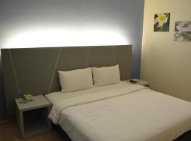 Janki resort and marriage hall, hôtel à Bettiah