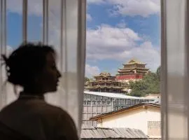 LAKHAM DAR. YuYueju Boutique Stay