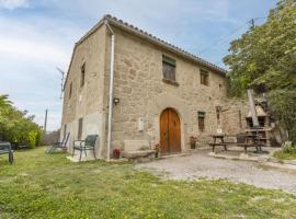 Cal Viudet Vell, hotel a Caserras