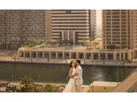 Keyrock - Zada Tower, Business Bay Lake-View Apartment
