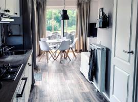 Süsel Seeparx Ferienhaus Seehütte 25, Hotel in Süsel