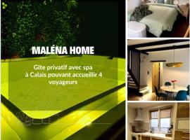 Private cottage with hot tub, hotel v mestu Calais