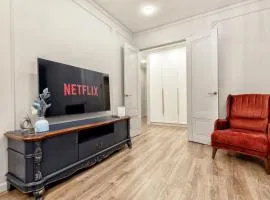 Большая двухкомнатная Люкс возле вокзал НУРЛЫЖОЛ