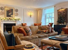 Boutique High Street Apartment In Crickhowell, Hotel in Crickhowell