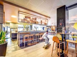 Novotel Bordeaux Lac, отель в Бордо