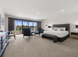 The Carrington Hotel，位于谢珀顿机场 - SHT附近的酒店