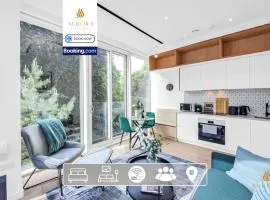 2BDR Apartment By Aurora WorkNest Short Lets & Serviced Accommodation London With Fitness Centre & City View