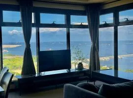 Moonsky Suites
