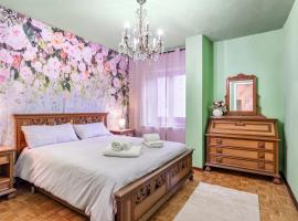 La Petite Maison - Wi-Fi, Netflix, Fireplace, 20min to Zoncolan and Sappada - pet friendly, Hotel in Rigolato