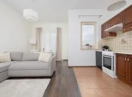 Pool & Cozy Apartment Warszawa Bukowińska by Solarento