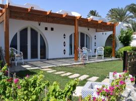 Private Vacation House at Domina Coral Bay, hotel di Sharm El Sheikh