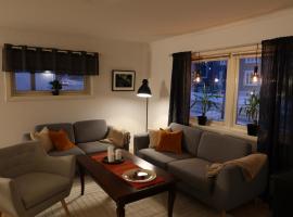 The Urban Escape Walk to Train, Bus & City Center, hotel em Narvik