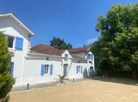 Ancienne ferme Gersoise, hotel a Riscle