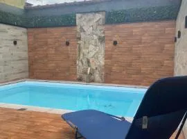 Casa de praia com piscina em mongagua sp