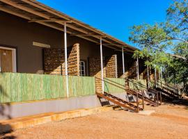 Kifaru Bush camp, hotel em Outjo
