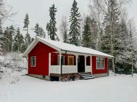 Red Forest House With Sauna Near Sunne, hotel a Rottneros