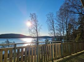 Holiday home- 50m to sandy beach at Kavlanda Brygga SE09147, hotel en Tviklippan
