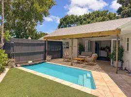 Spacious Holiday house with swimming pool