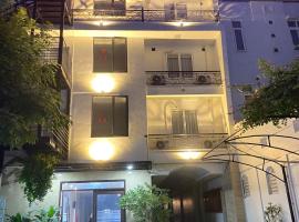 Khách sạn Sole'a VĨNH YÊN, Hotel in Vĩnh Phúc