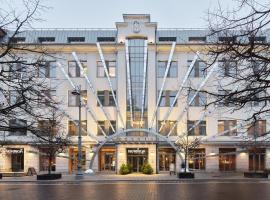 Neringa Hotel، فندق يسمح بالحيوانات الأليفة في فيلنيوس