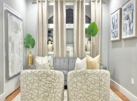 Dream Home Close to the Center of NYC, hotel in Mott Haven