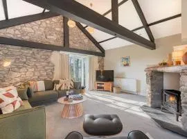 Royal Oak Barn - Cartmel, Sleeps 8 NEW